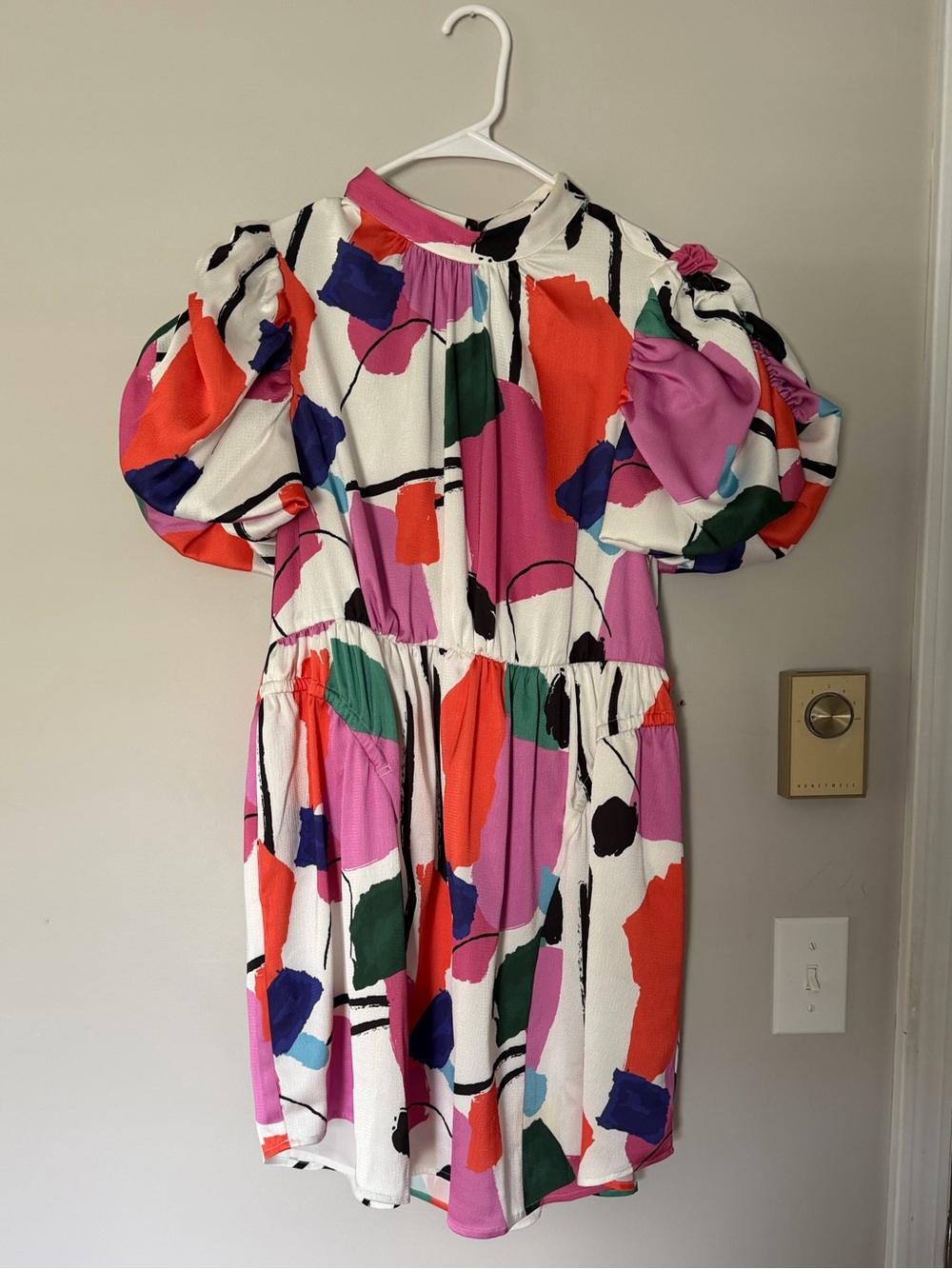 Women’sBright Multi-Color Puff Sleeve Dress